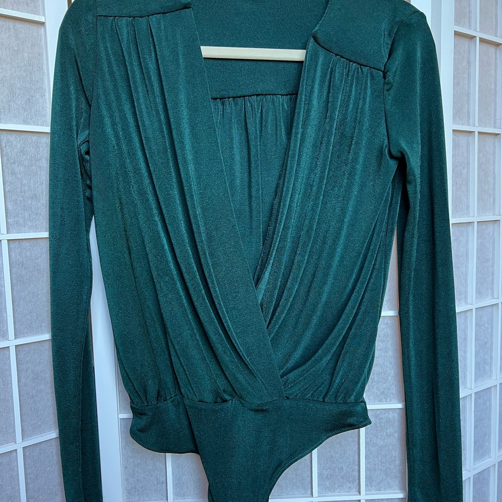 Free People Turnt Surplice-neck Bodysuit In Green   OB1064738 Size Small